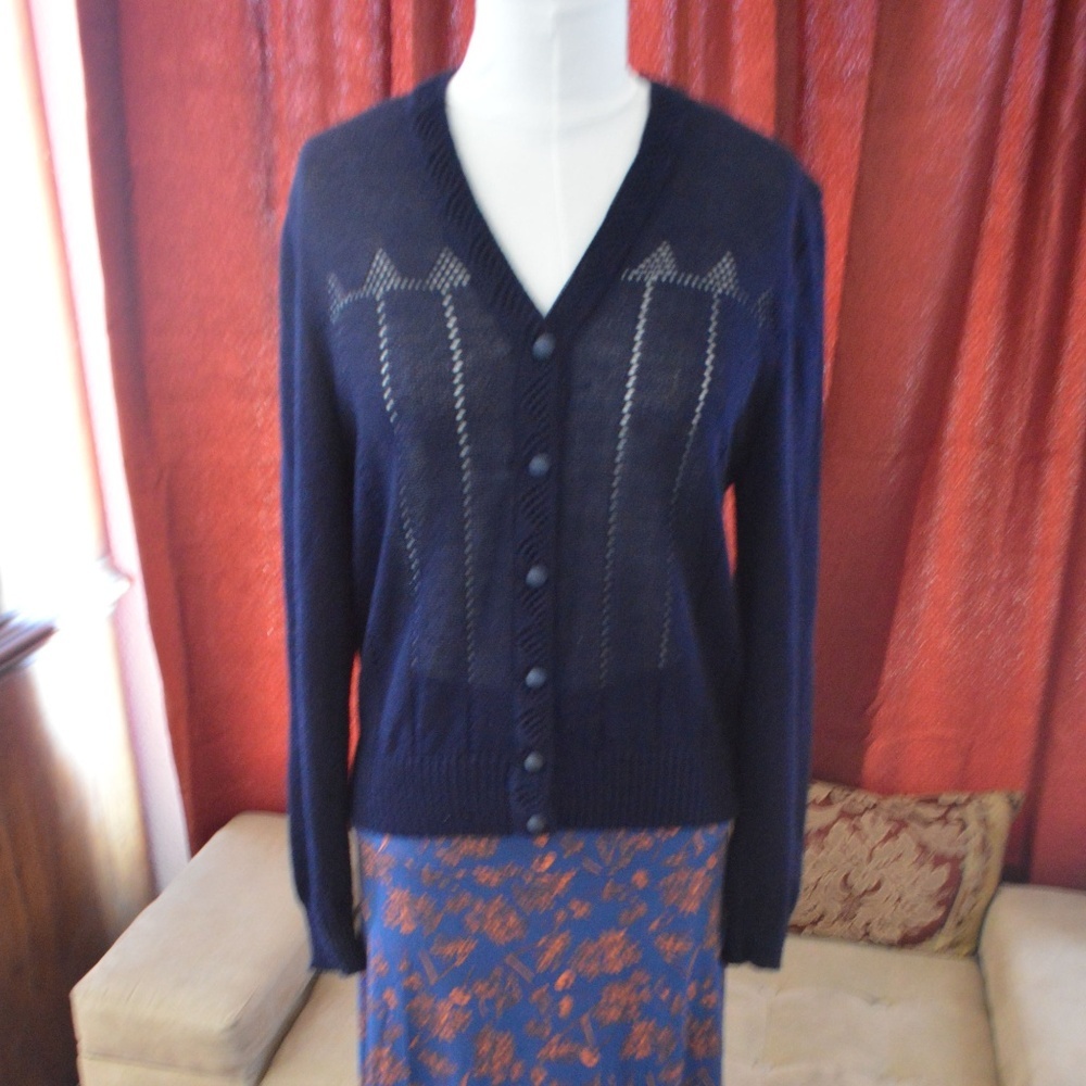 Vintage Cardigan 100% Polyacrylic - 1980's!  Size